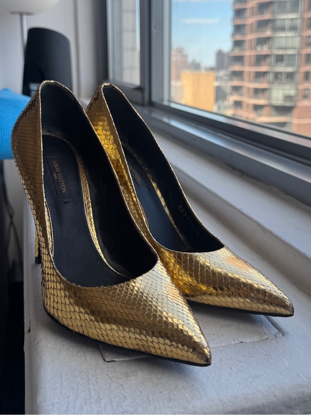 LV genuine python pumps - Picture 13 of 15